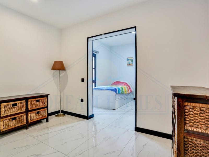 3 soverom Villa til salgs i Playa Blanca med svømmebasseng - € 570 000 (Ref: 9452333)