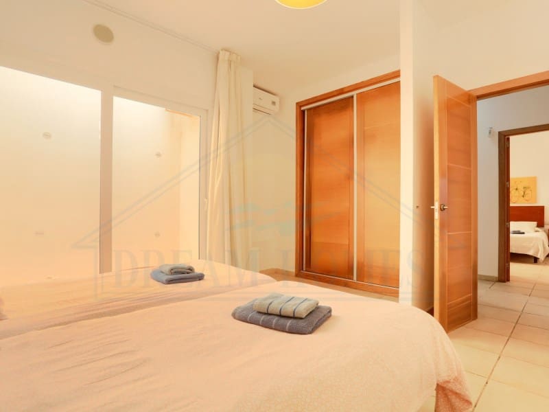 4 soverom Villa til salgs i Playa Blanca med svømmebasseng - € 427 500 (Ref: 9616229)