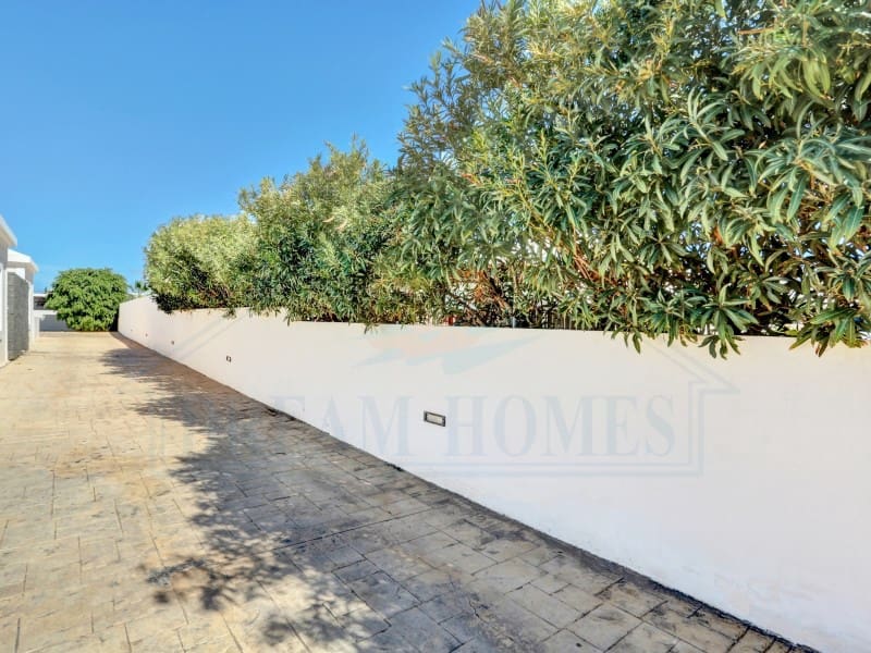 4 soverom Villa til salgs i Playa Blanca med svømmebasseng - € 427 500 (Ref: 9616229)