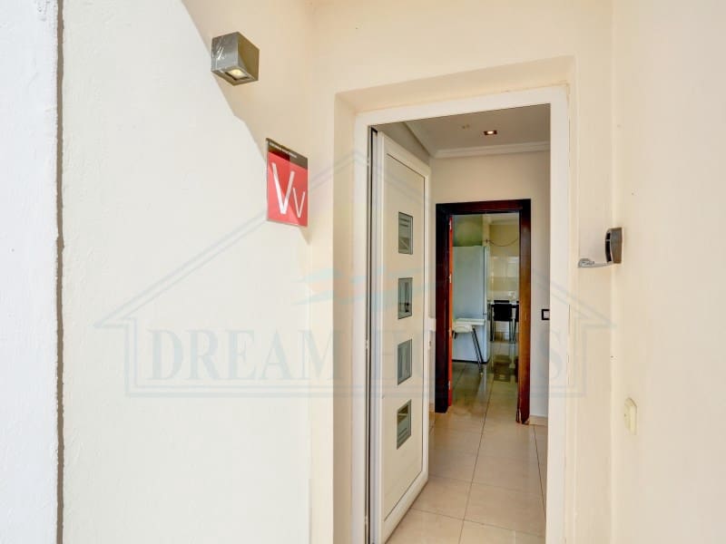 4 soverom Villa til salgs i Playa Blanca med svømmebasseng - € 427 500 (Ref: 9616230)