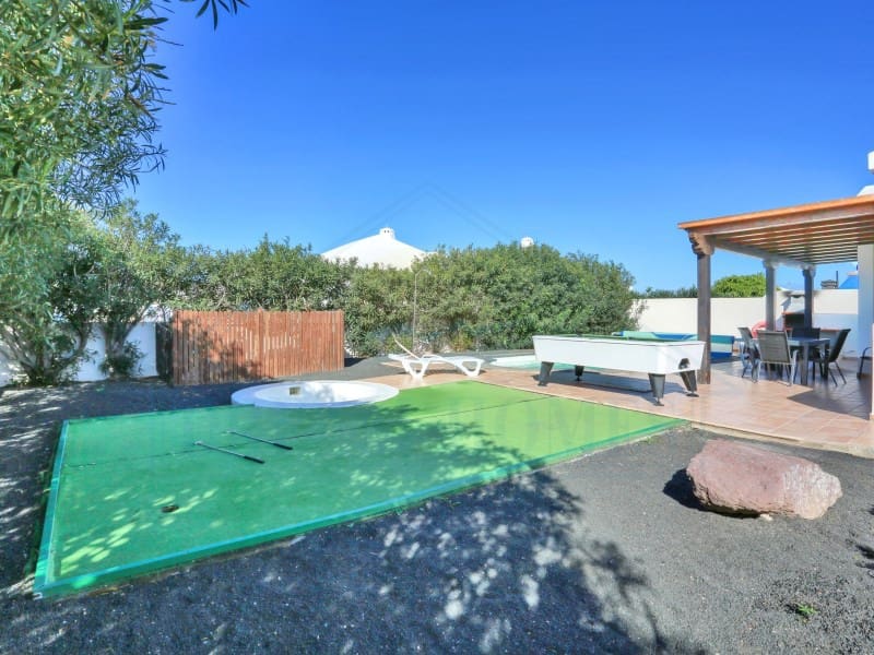 4 soverom Villa til salgs i Playa Blanca med svømmebasseng - € 427 500 (Ref: 9616230)