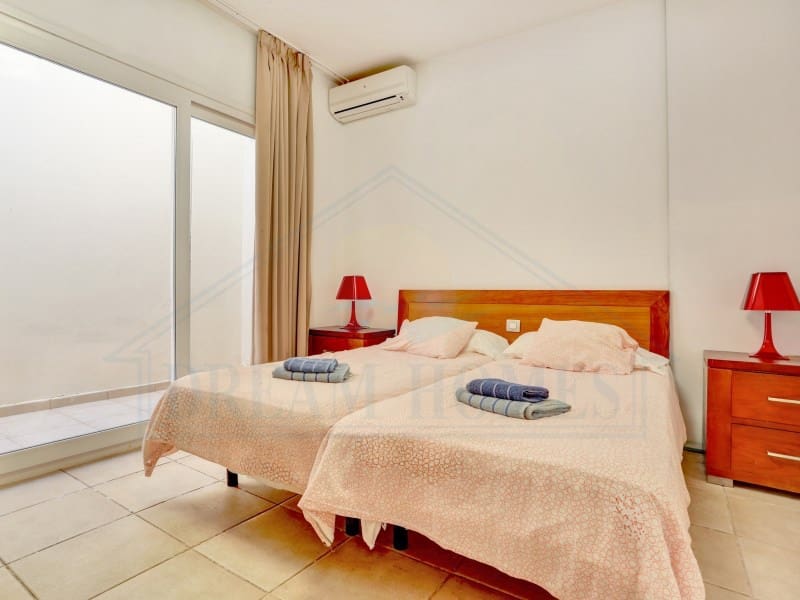 4 soverom Villa til salgs i Playa Blanca med svømmebasseng - € 427 500 (Ref: 9616230)