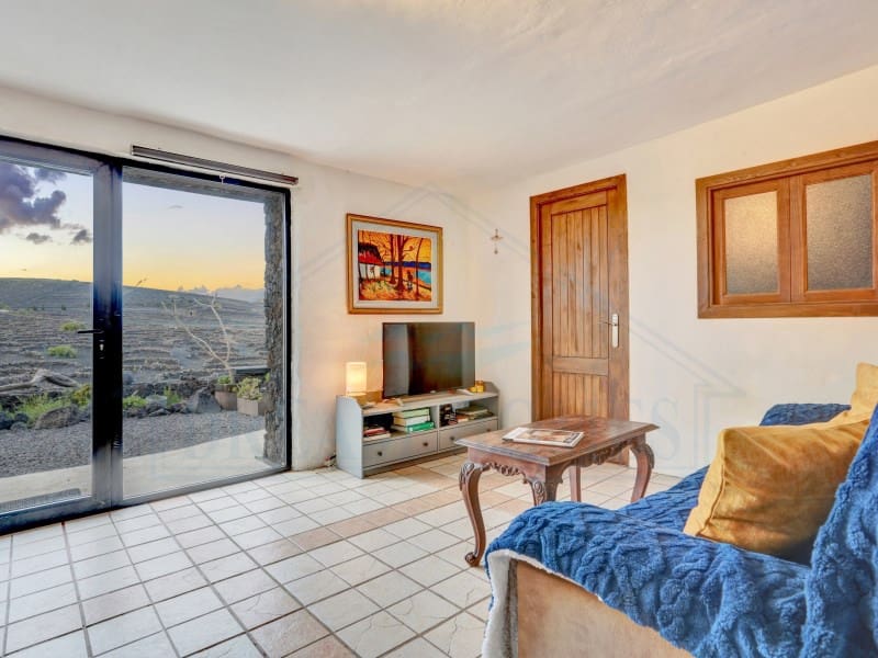 2 soverom Finca/Herregård til salgs i Tinajo - € 380 000 (Ref: 9679785)