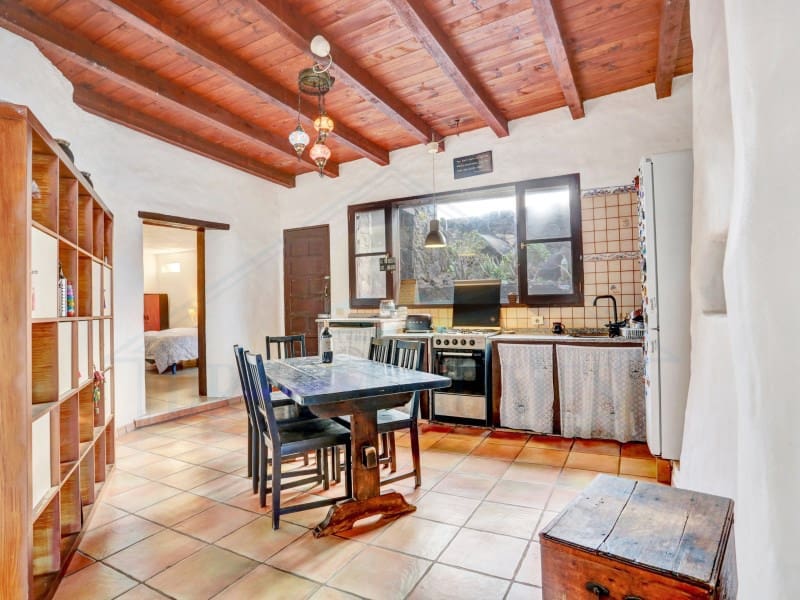 2 soverom Finca/Herregård til salgs i Tinajo - € 380 000 (Ref: 9679785)