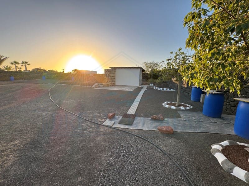 Solar/Parcela en Las Brenas en venta - 165.000 € (Ref: 9743993)