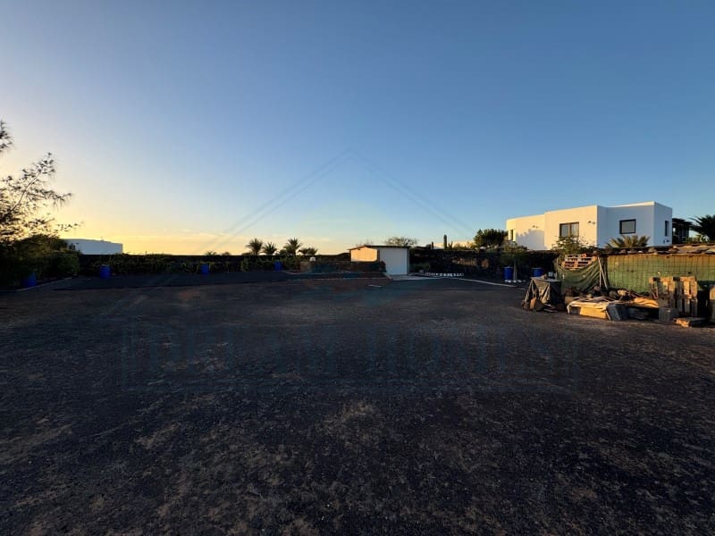 Solar/Parcela en Las Brenas en venta - 165.000 € (Ref: 9743993)