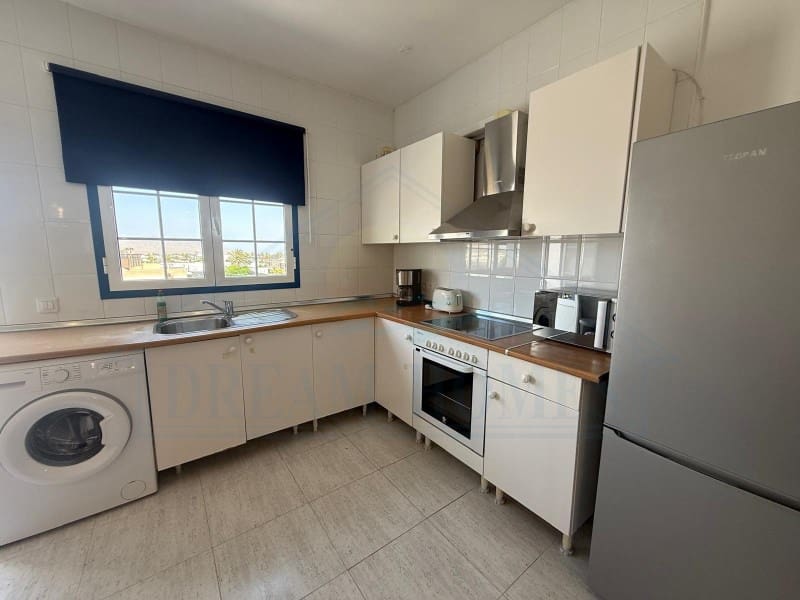 2 Zimmer Apartment zu vermieten in Playa Blanca - 1.250 € (Ref: 9943413)