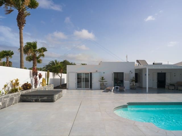 3 camera da letto Casa in vendita in Playa Blanca, Yaiza con piscina - 440.000 € (Rif: 9986825)