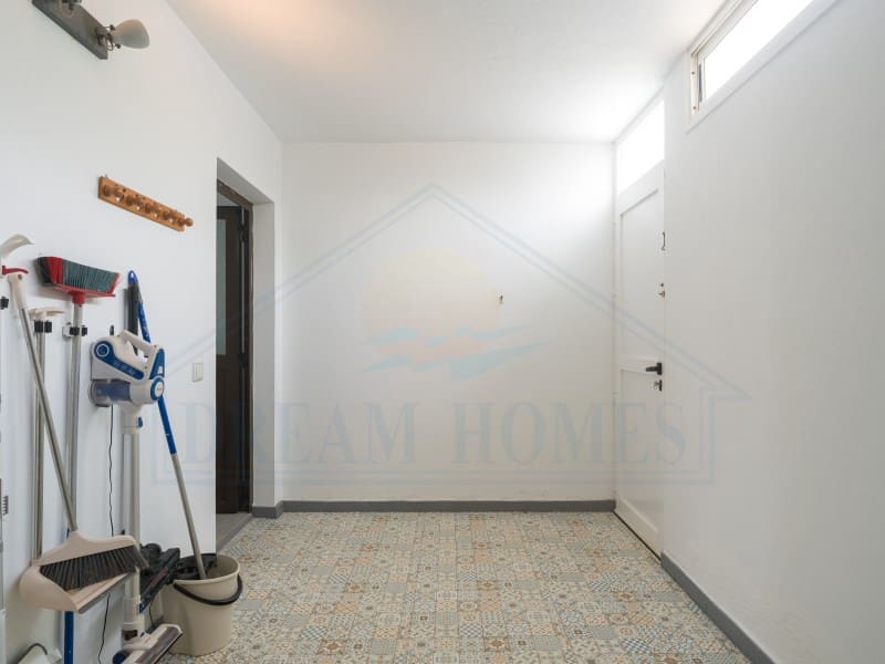 Casa de 3 habitaciones en Playa Blanca en venta con piscina - 440.000 € (Ref: 9986825)