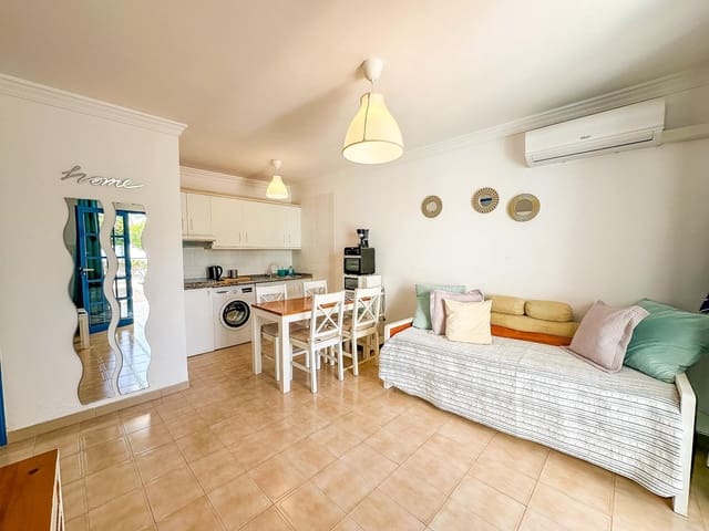 1 makuuhuone Huoneisto myytävänä paikassa Puerto del Carmen, Tías mukana uima-altaan - 230 000 € (Ref: 10044700)