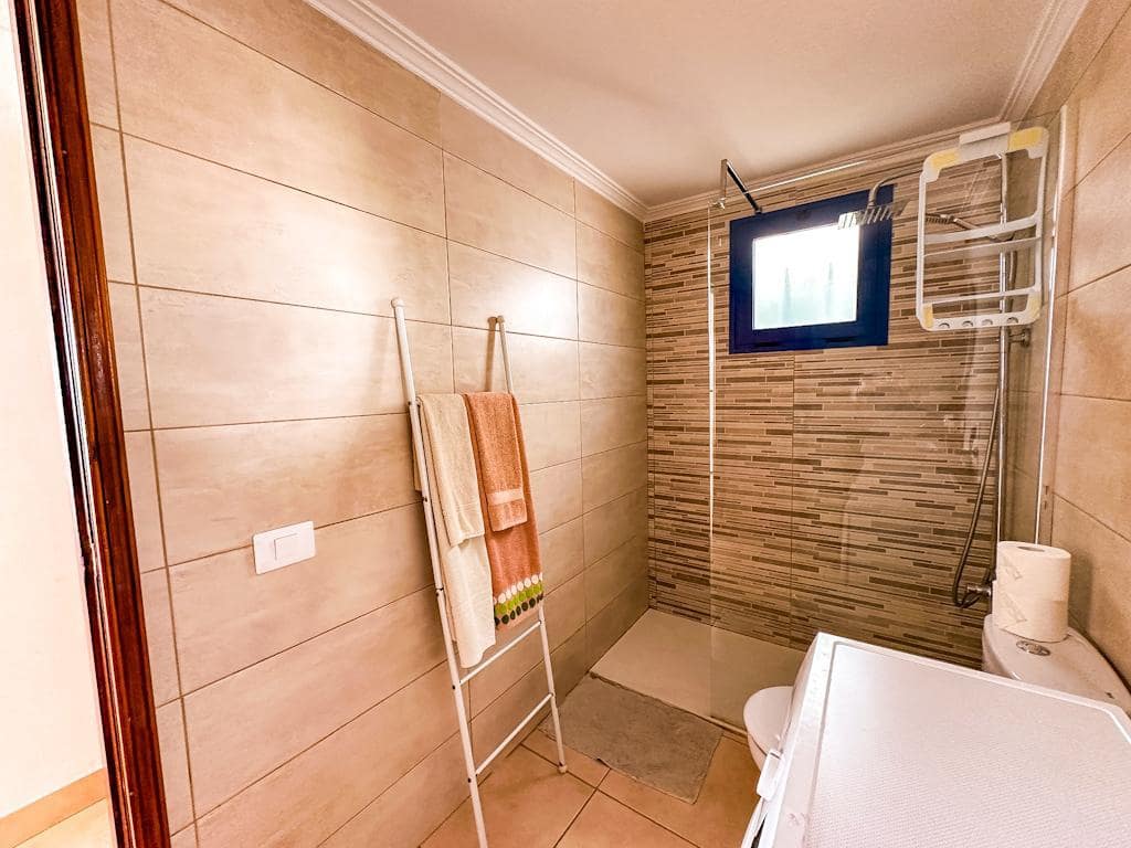 1 sovrum Lägenhet till salu i Puerto del Carmen med pool - 235 000 € (Ref: 10099801)