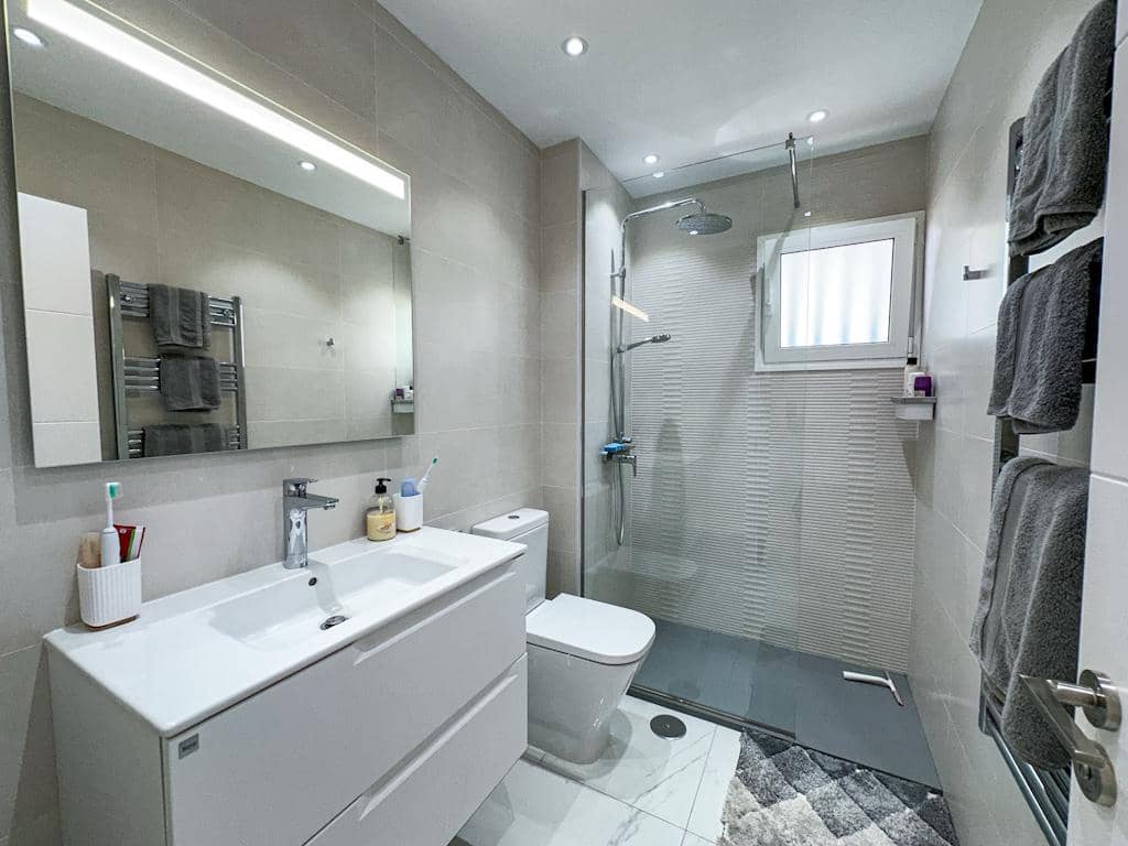 1 quarto Apartamento para venda em Puerto del Carmen com piscina - 259 000 € (Ref: 10101943)
