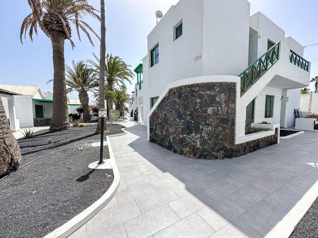 1 quarto Apartamento para venda em Puerto del Carmen com piscina - 259 000 € (Ref: 10101943)