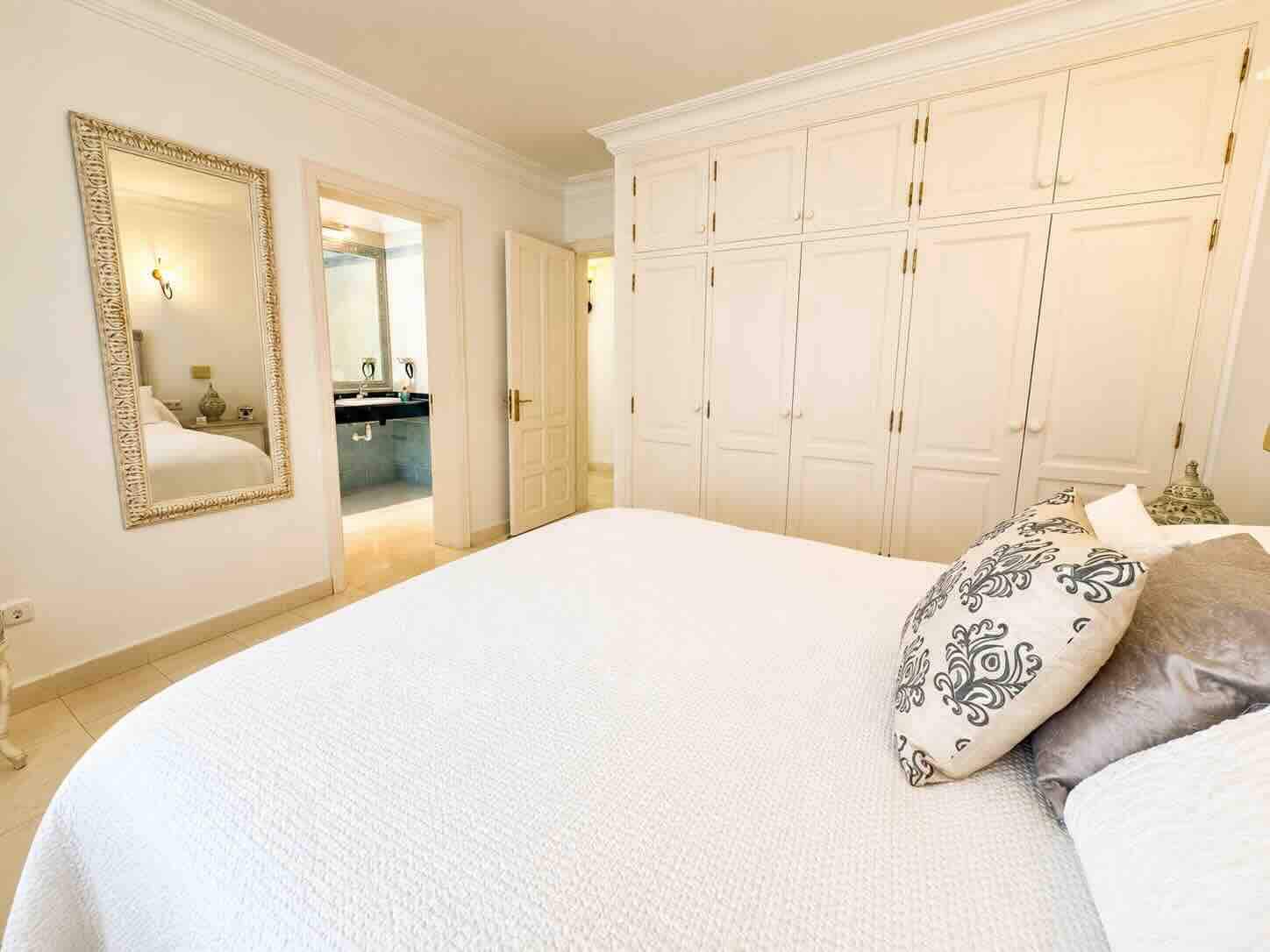 4 soverom Villa til salgs i Tias med svømmebasseng garasje - € 1 450 000 (Ref: 10151515)