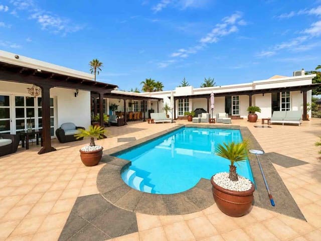 4 camera da letto Villa in vendita in Tías con piscina garage - 1.450.000 € (Rif: 10151515)