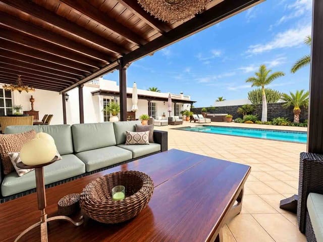 4 camera da letto Villa in vendita in Tías con piscina garage - 1.450.000 € (Rif: 10151515)