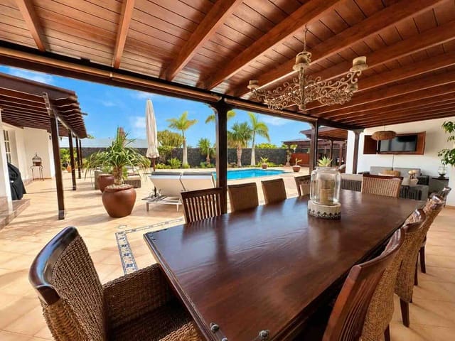 4 camera da letto Villa in vendita in Tías con piscina garage - 1.450.000 € (Rif: 10151515)