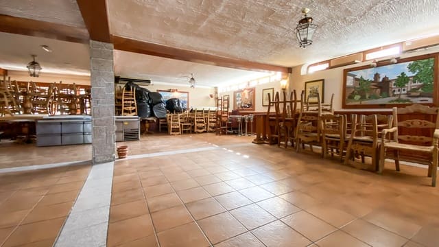 Kommersiell till salu i Puerto del Carmen, Tías - 165 000 € (Ref: 6348322)