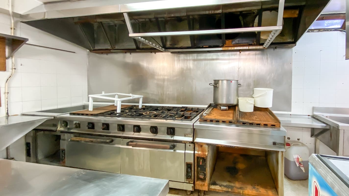 Kaupallinen myytävänä paikassa Puerto del Carmen - 165 000 € (Ref: 6348322)