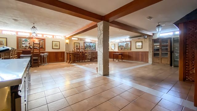 Kommersiell till salu i Puerto del Carmen, Tías - 165 000 € (Ref: 6348322)