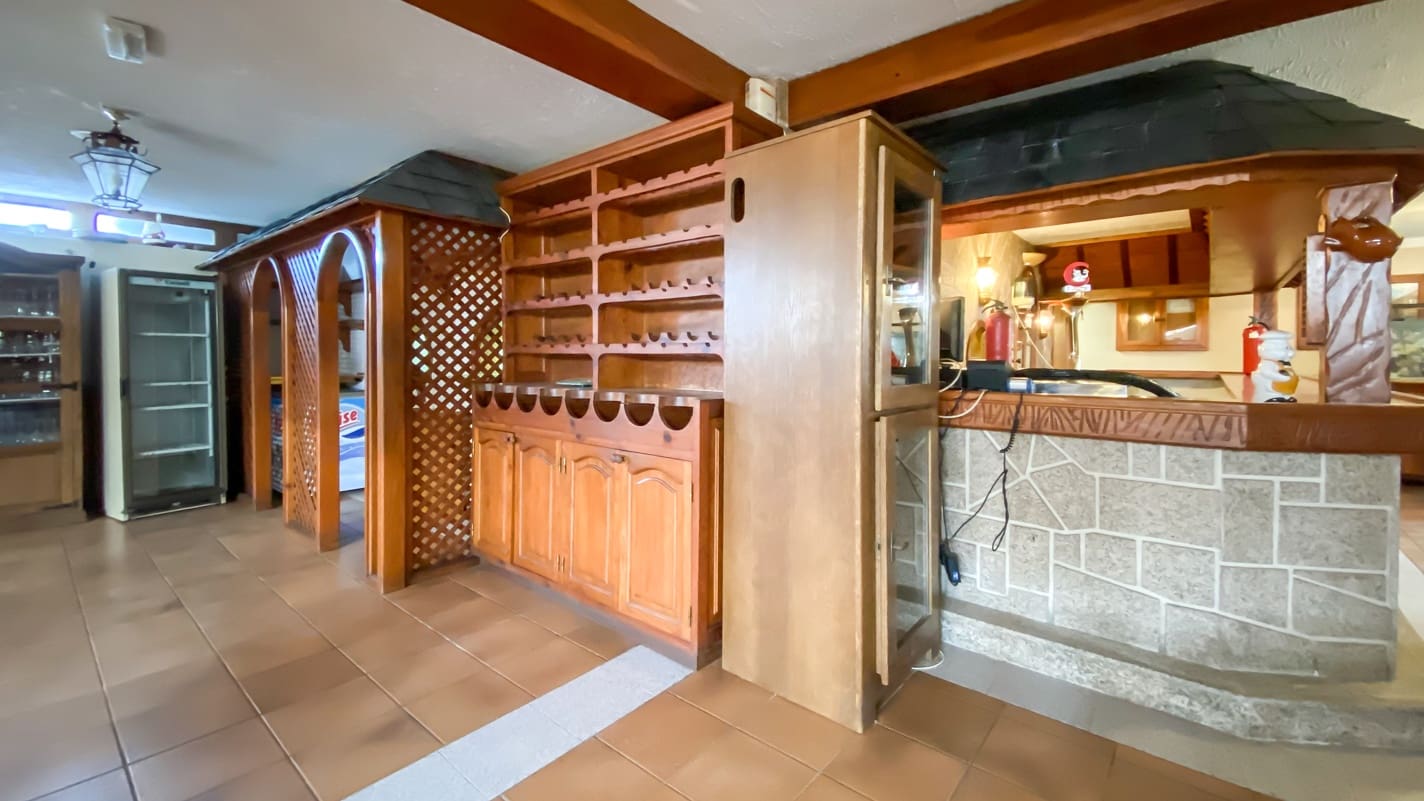 Kaupallinen myytävänä paikassa Puerto del Carmen - 165 000 € (Ref: 6348322)