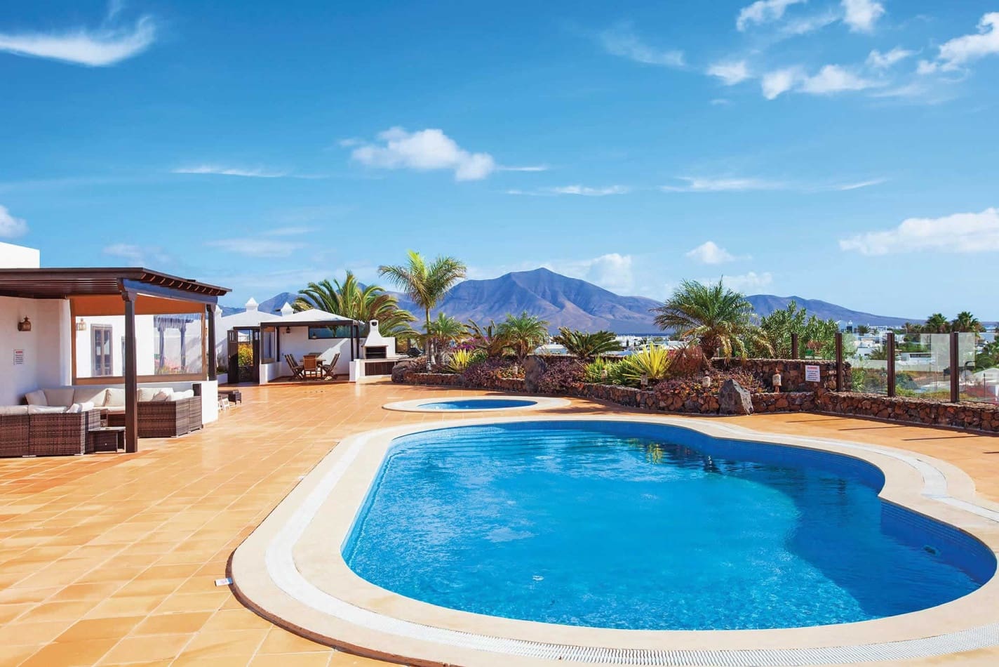 Chalet de 5 habitaciones en Playa Blanca en venta con piscina garaje - 1.480.000 € (Ref: 6350763)