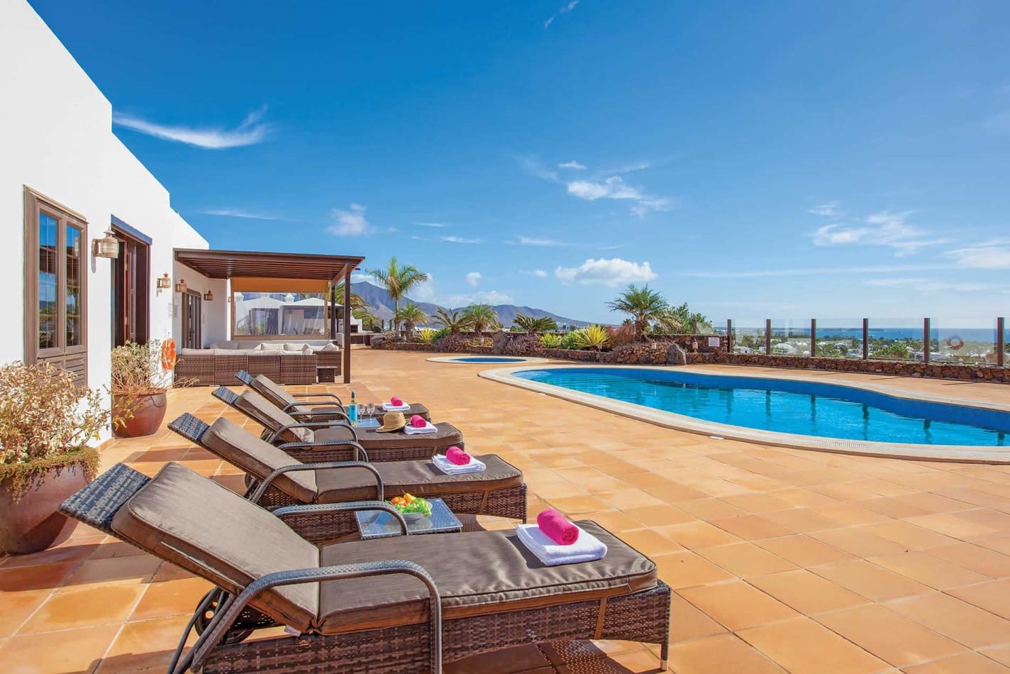 Chalet de 5 habitaciones en Playa Blanca en venta con piscina garaje - 1.480.000 € (Ref: 6350763)