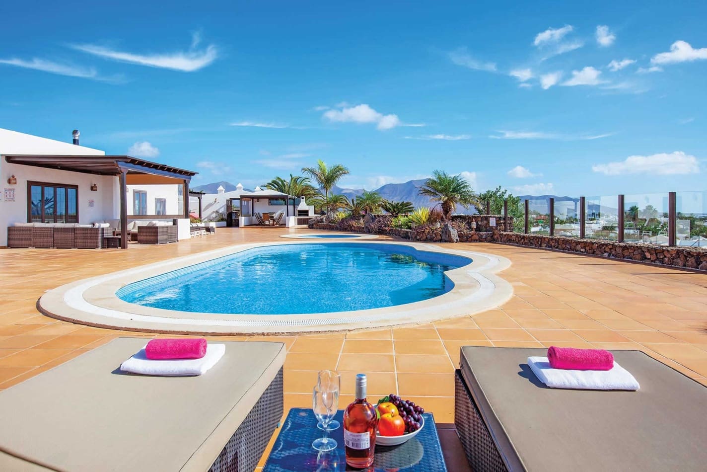 Chalet de 5 habitaciones en Playa Blanca en venta con piscina garaje - 1.480.000 € (Ref: 6350763)