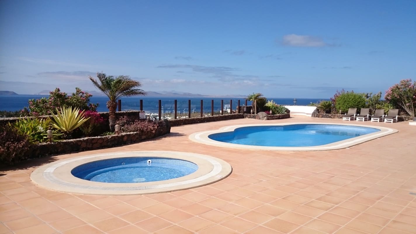 Chalet de 5 habitaciones en Playa Blanca en venta con piscina garaje - 1.480.000 € (Ref: 6350763)