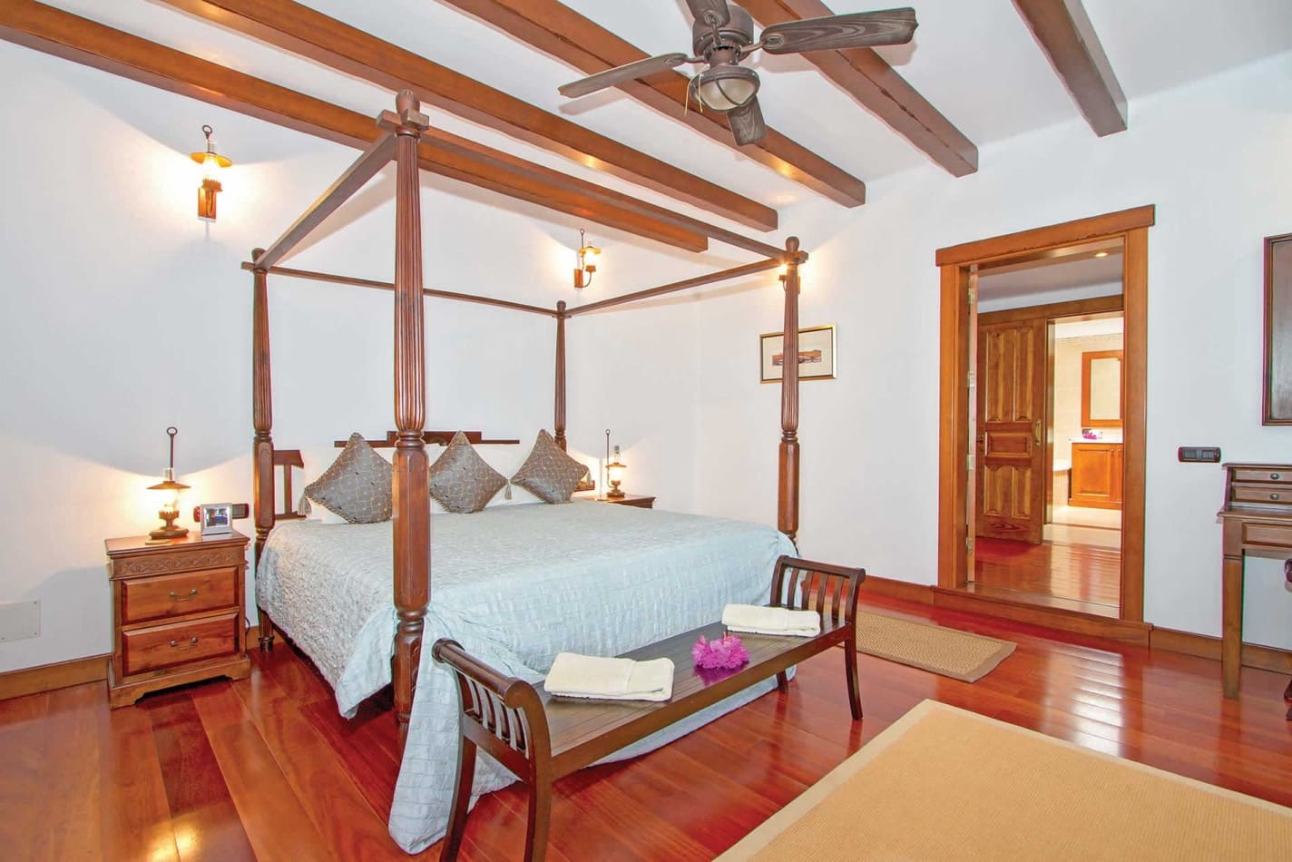 Chalet de 5 habitaciones en Playa Blanca en venta con piscina garaje - 1.480.000 € (Ref: 6350763)