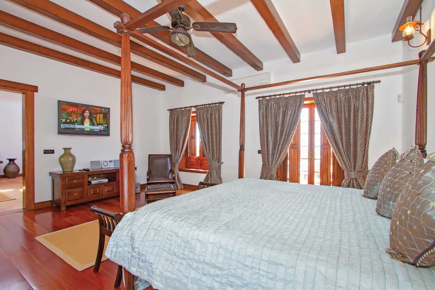 Chalet de 5 habitaciones en Playa Blanca en venta con piscina garaje - 1.480.000 € (Ref: 6350763)