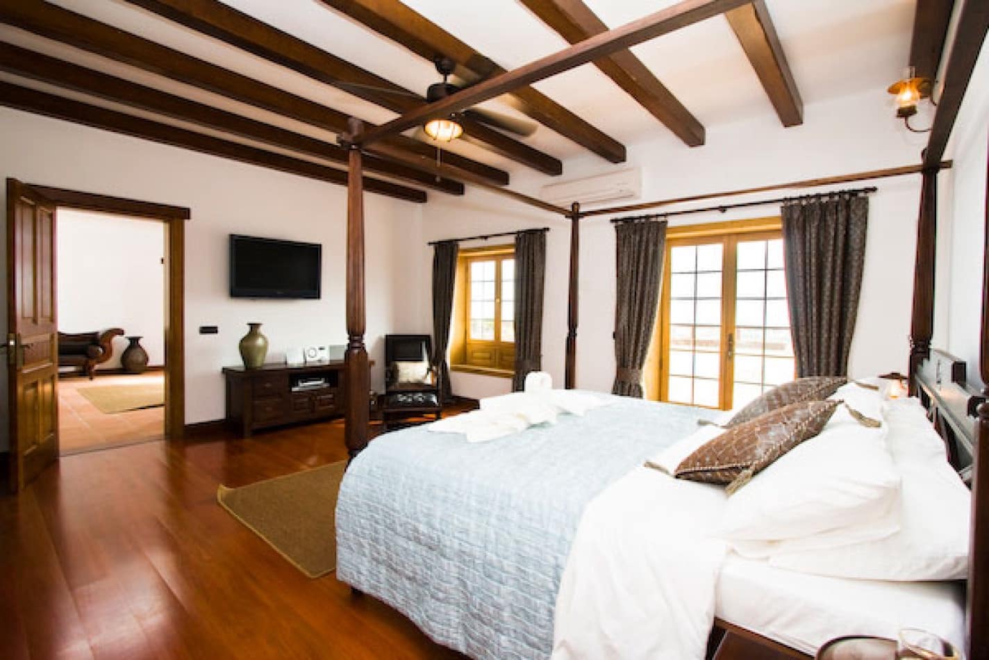 Chalet de 5 habitaciones en Playa Blanca en venta con piscina garaje - 1.480.000 € (Ref: 6350763)