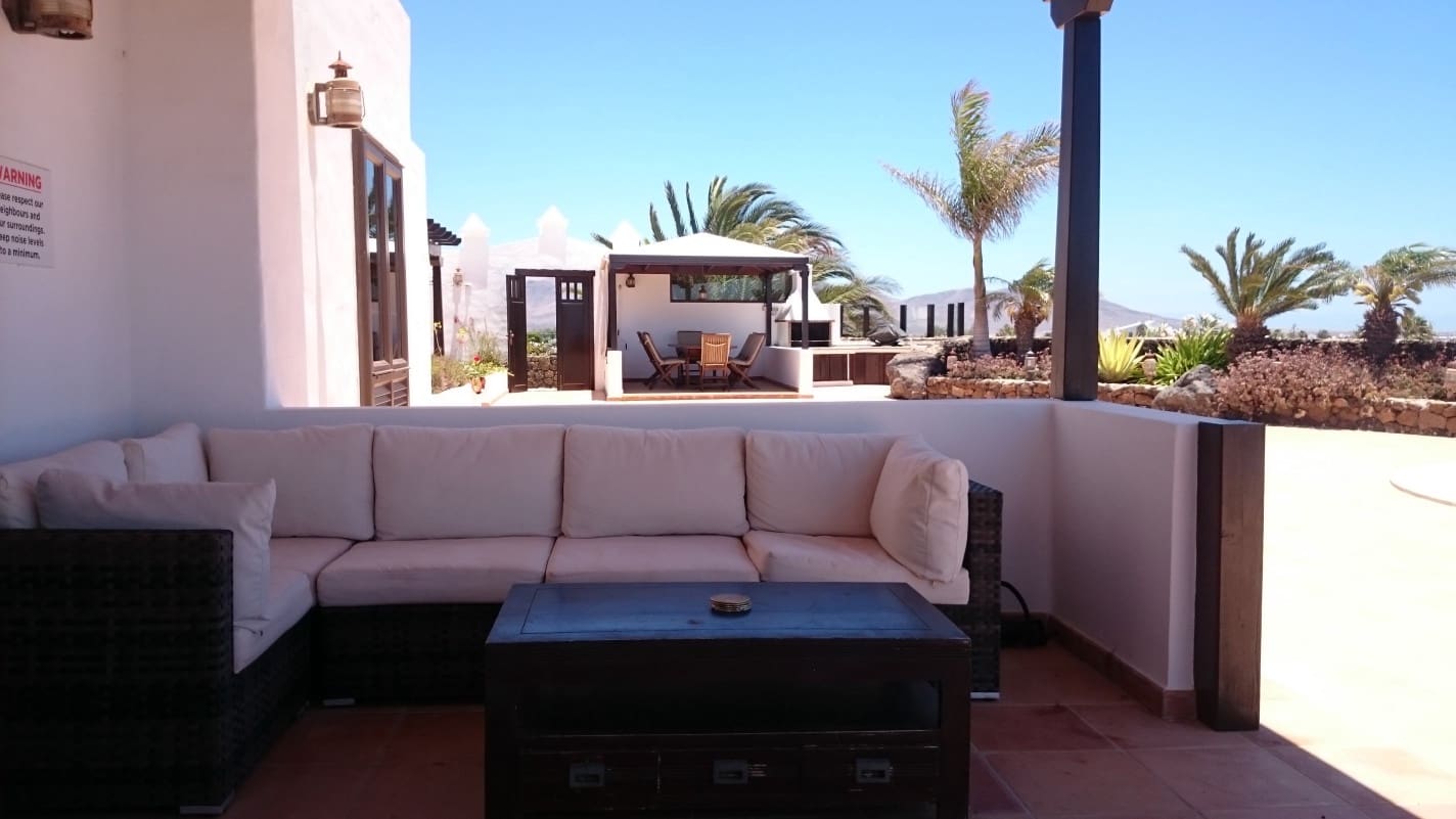 Chalet de 5 habitaciones en Playa Blanca en venta con piscina garaje - 1.480.000 € (Ref: 6350763)
