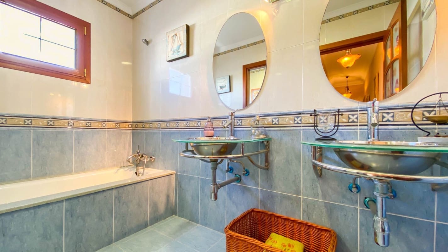 3 Zimmer Villa zu verkaufen in Tias mit Pool Garage - 840.000 € (Ref: 6679114)