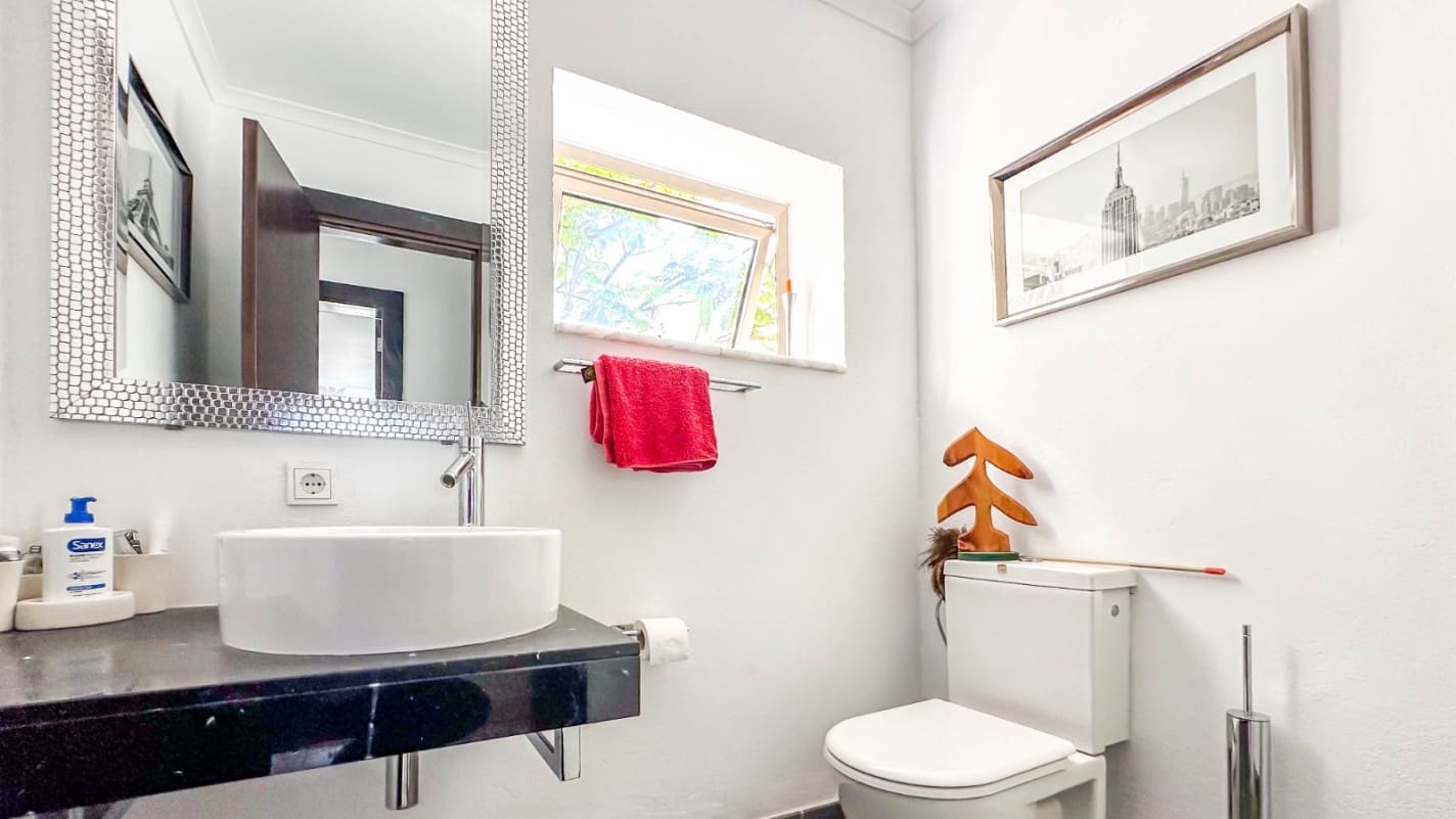 5 quarto Moradia para venda em Las Brenas com piscina garagem - 1 299 000 € (Ref: 7777446)