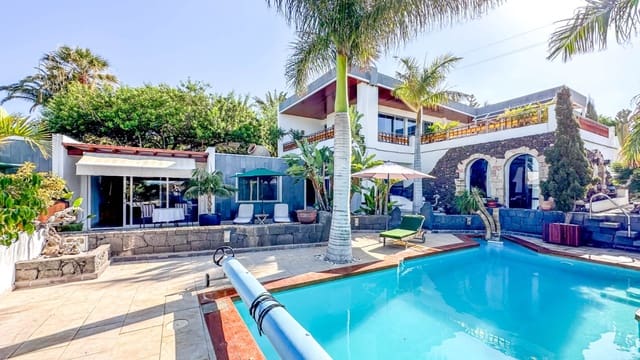 5 quarto Moradia para venda em Las Brenas, Yaiza com piscina garagem - 1 299 000 € (Ref: 7777446)