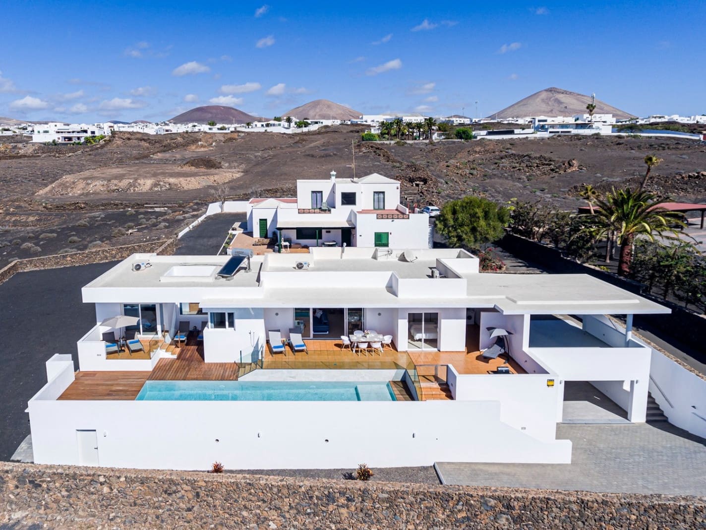 3 bedroom Villa for sale in Tias with pool garage - € 1,240,000 (Ref: 7828290)
