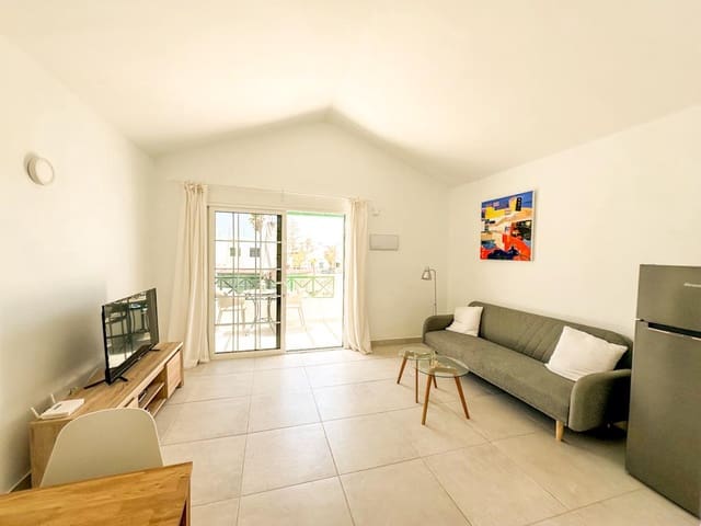 1 bedroom Apartment for sale in Puerto del Carmen, Tías with pool - € 230,000 (Ref: 8339494)