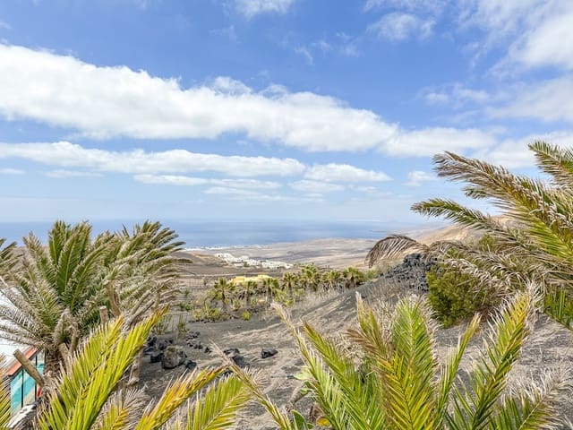 6 soveværelse Villa til salg i La Asomada, Tías med swimmingpool - € 2.500.000 (Ref: 8493418)