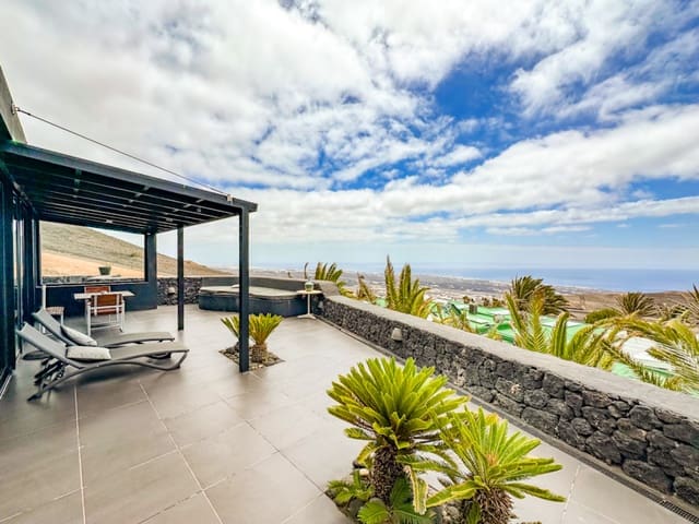 6 quarto Moradia para venda em La Asomada, Tías com piscina garagem - 2 295 000 € (Ref: 8493418)