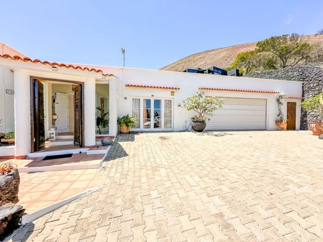 6 quarto Moradia para venda em La Asomada, Tías com piscina garagem - 2 295 000 € (Ref: 8493418)