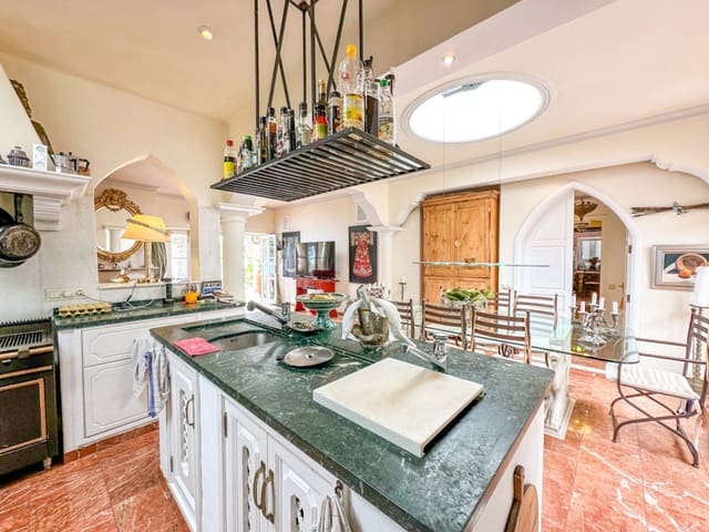 6 quarto Moradia para venda em La Asomada, Tías com piscina garagem - 2 295 000 € (Ref: 8493418)