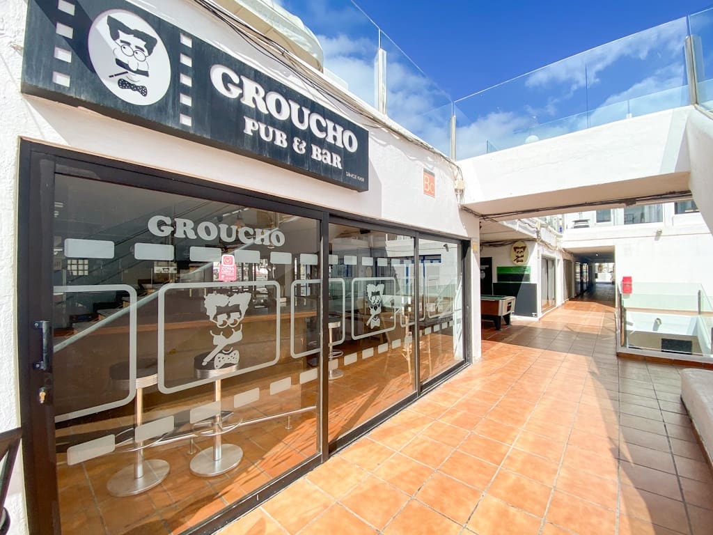 Erhverv til salg i Puerto del Carmen - € 320.000 (Ref: 8786191)