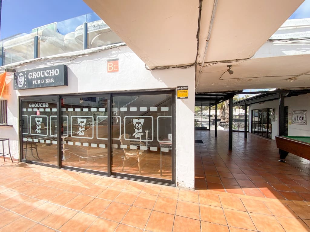 Erhverv til salg i Puerto del Carmen - € 320.000 (Ref: 8786191)