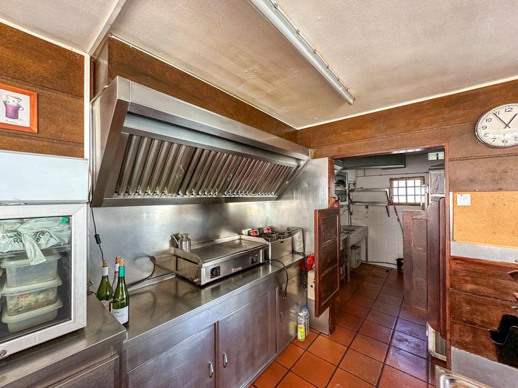 Erhverv til salg i Puerto del Carmen - € 320.000 (Ref: 8786191)