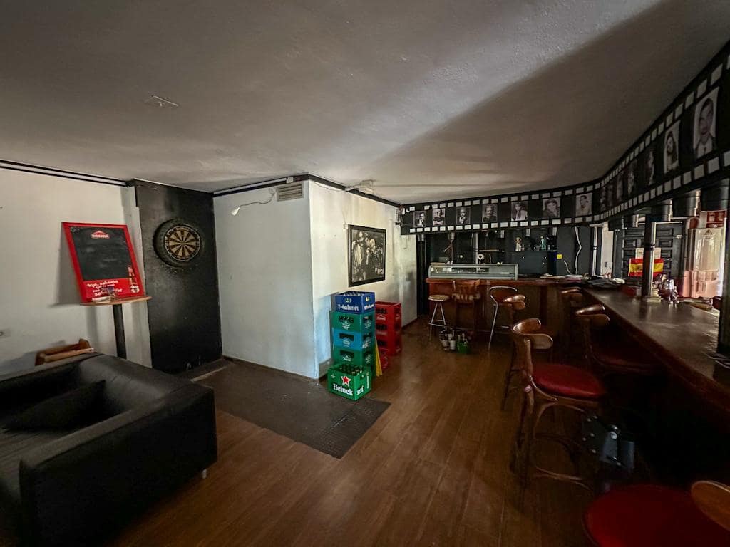 Erhverv til salg i Puerto del Carmen - € 320.000 (Ref: 8786191)