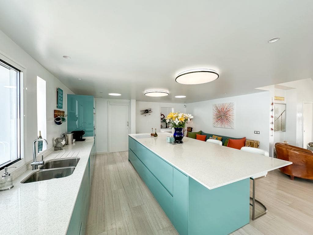 4 soveværelse Villa til salg i Puerto Calero med swimmingpool - € 1.495.000 (Ref: 8887861)