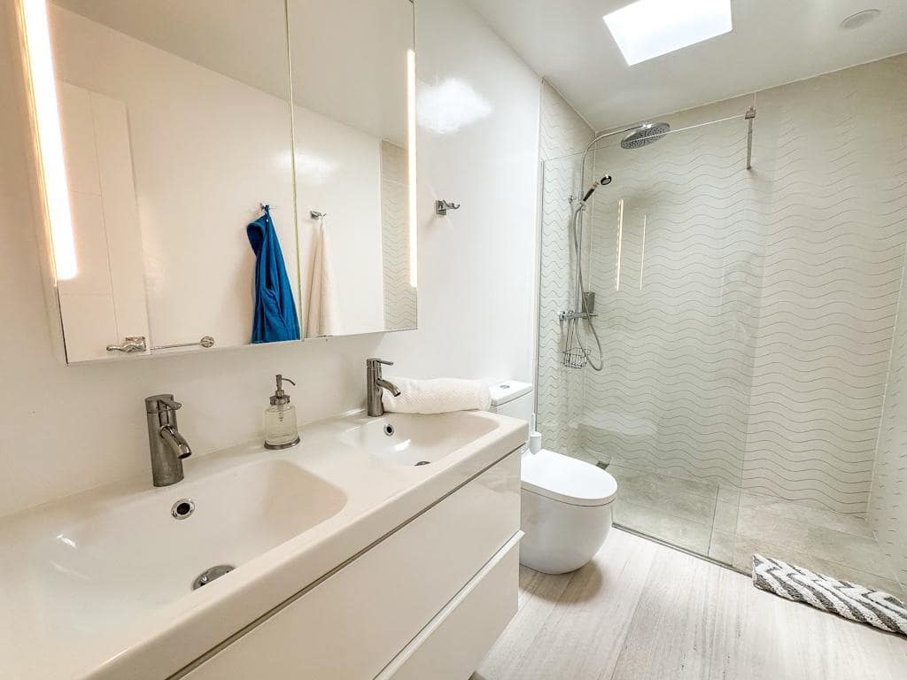 4 soveværelse Villa til salg i Puerto Calero med swimmingpool - € 1.495.000 (Ref: 8887861)