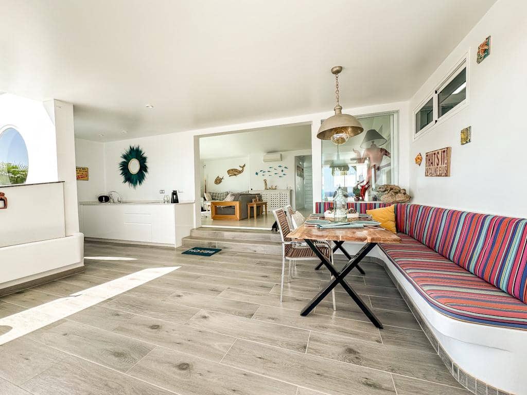 4 soveværelse Villa til salg i Puerto Calero med swimmingpool - € 1.495.000 (Ref: 8887861)