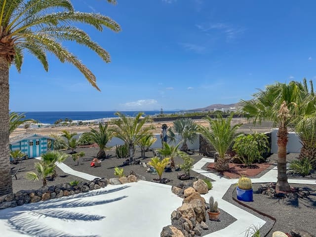 4 soveværelse Villa til salg i Puerto Calero, Yaiza med swimmingpool - € 1.495.000 (Ref: 8887861)